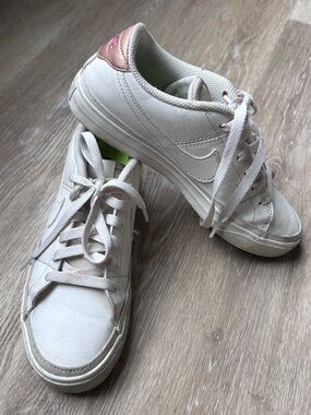 Nike Court Legacy with gold embellishment